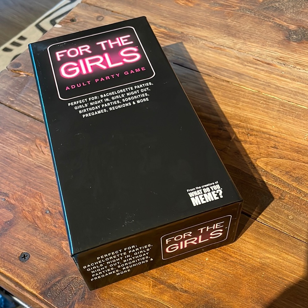 For The Girls - The Ultimate Girls Night Party Game